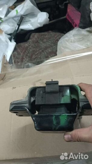 Подушка двигателя volkswagen Golf+