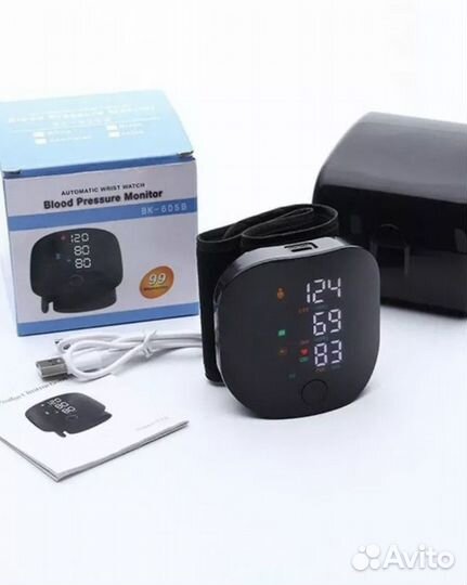 Умный тонометр на запьястье