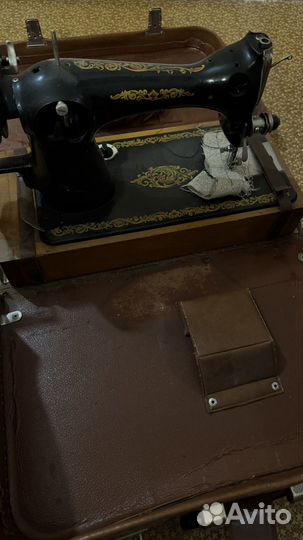 Швейная машинка