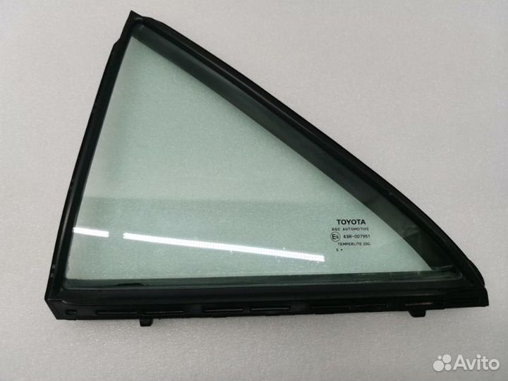 Форточка двери задняя левая Toyota Camry XV55 2.0