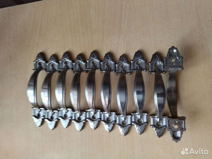 Ручка мебельная