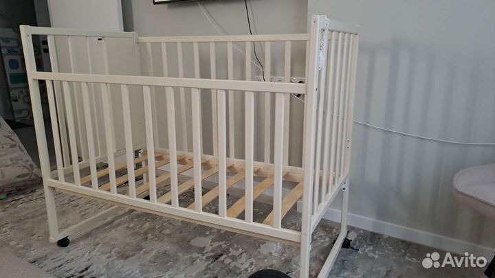 Детская кроватка,новая не пользовались