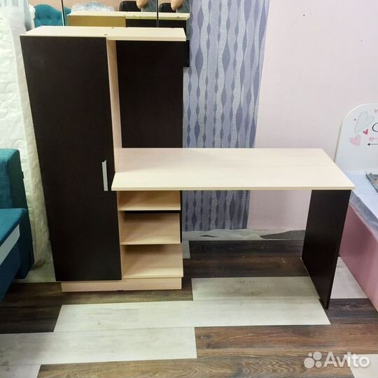 Компьютерный стол №1