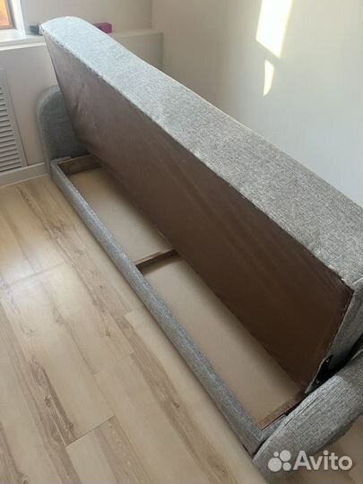 Диван книжка