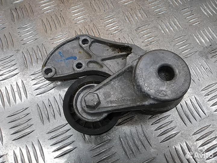 Ролик натяжной Volkswagen Touareg