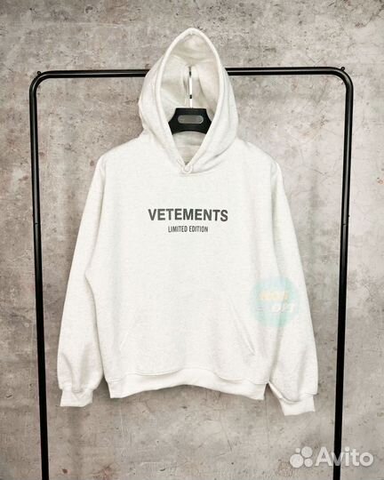 Худи Vetemens белая на весну