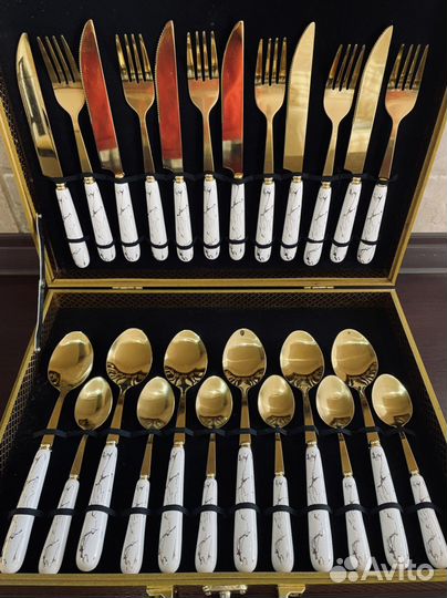 Набор столовых приборов новый