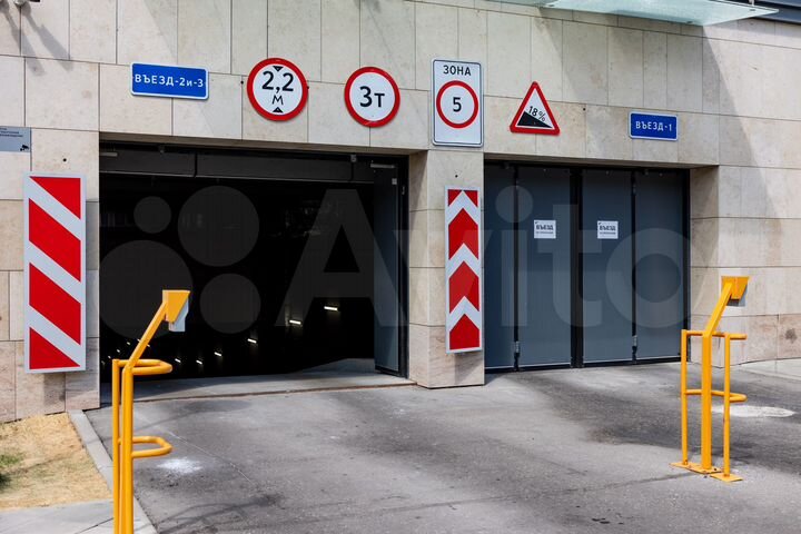 Машиноместо, 13 м²