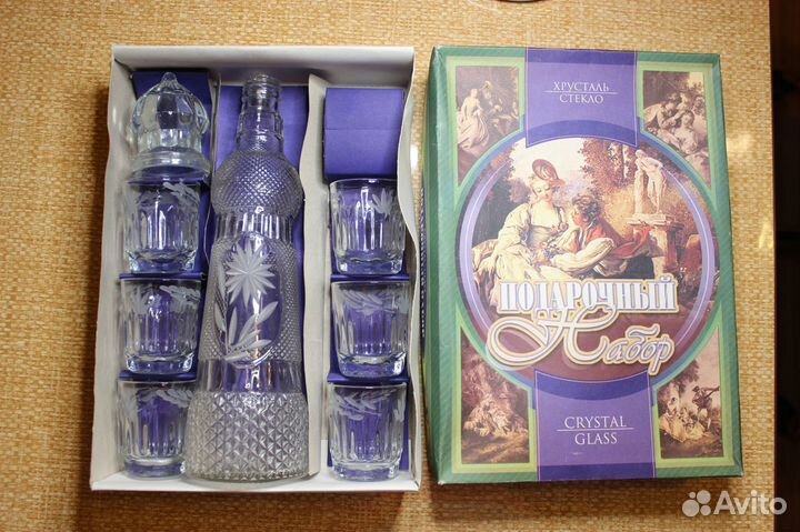 Штофы со стопками