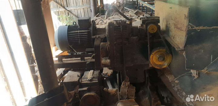 Деревообрабатывающий станок