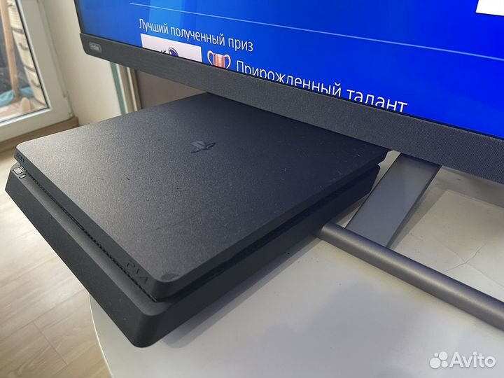 Игровая приставка ps4 slim 1tb