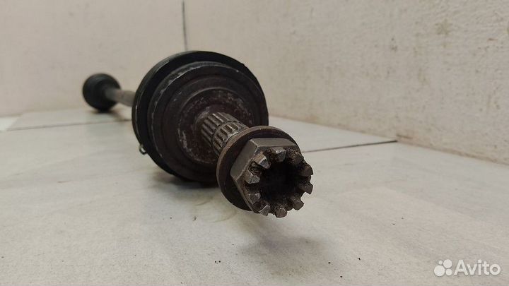 Привод передний правый