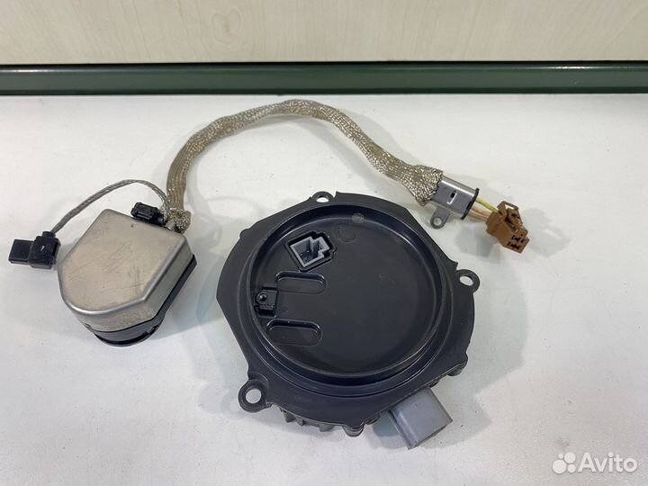 Блок ксенона Nissan Infinity Subaru с Игнитором