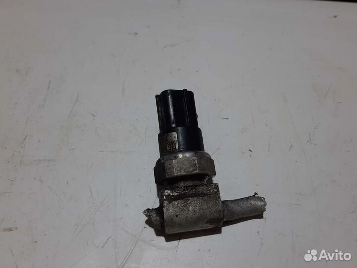 Датчик давления кондиционера LADA Priora