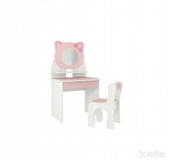 Продам туалетный столик (детский)