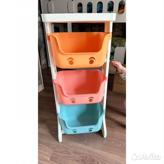 Стеллаж под игрушки новый