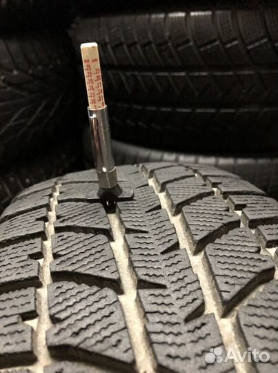 Bridgestone Blizzak WS-70 205/60 R16 T