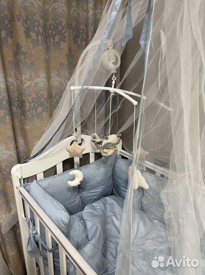 Детская кроватка