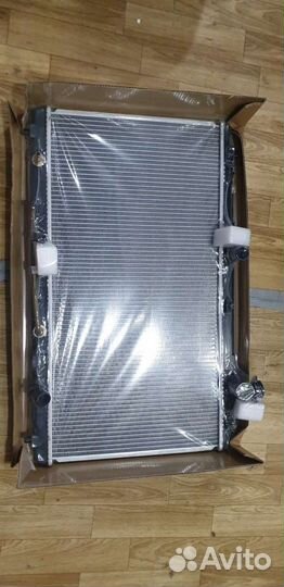 Радиатор охл камри V40