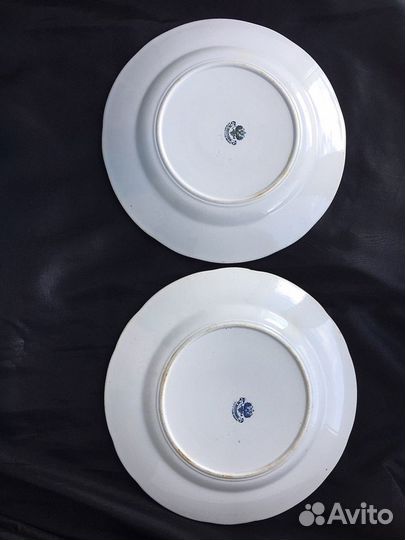 Тарелки и блюдо Товарищество Кузнецова 19 век
