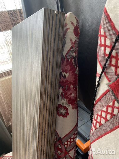 Полки навесные с креплениями