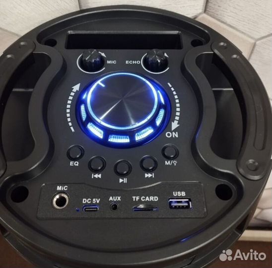 Музыкальная колонка