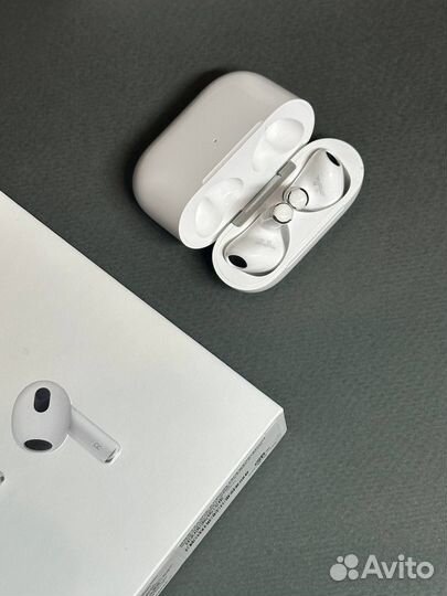 Наушники apple airpods 3 +щетка для чистки + чехол