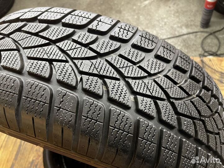 Dunlop SP Winter Sport 3D 235/65 R17