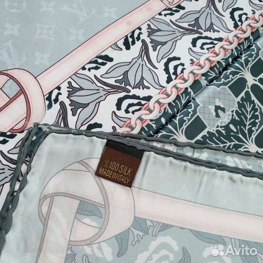 Платок Louis Vuitton шелковый