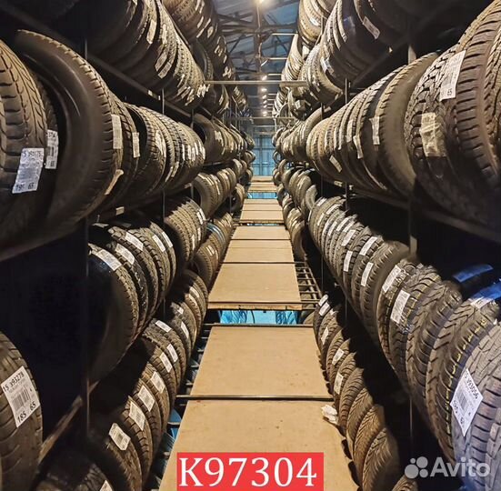 Nokian Tyres Hakkapeliitta R 215/60 R17 96M