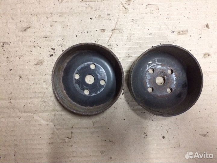 Шкив водяного насоса Ford Focus 2 1.6 бензин