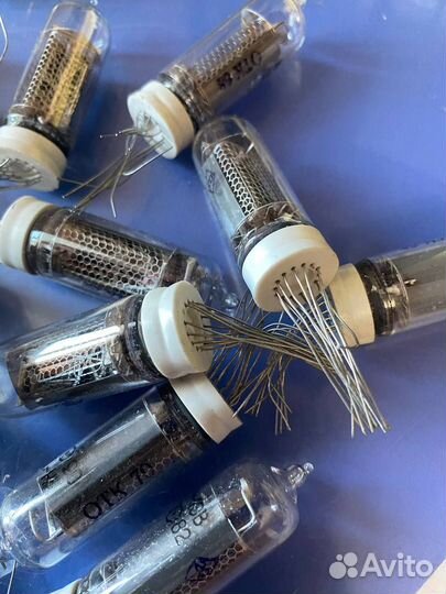 Радиодетали СССР, радиолампы ин-19, ин-4, и т.д