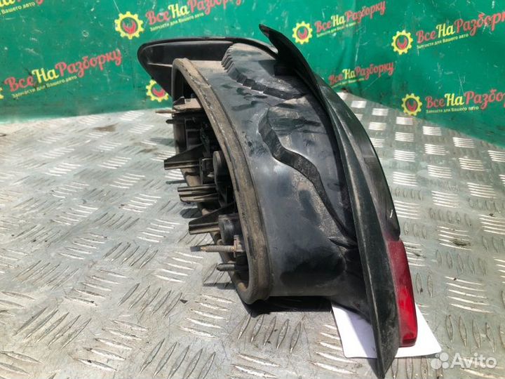 Фонарь задний правый Peugeot 406