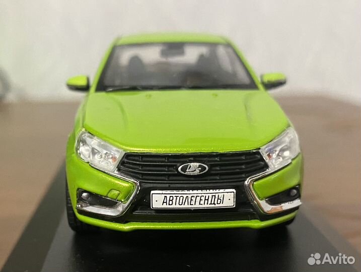 Модель LADA Vesta Автолегенды N1