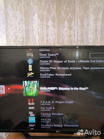 Sony PS3 slim прошитая +2 джойстика