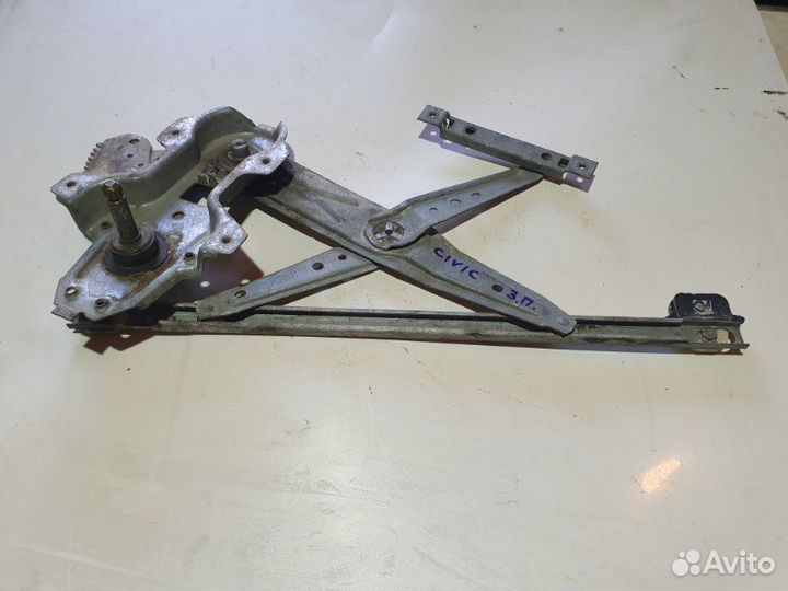 Стеклоподъемник задний правый Honda Civic D14A2