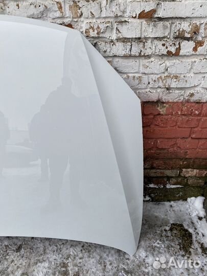 Капот Volkswagen Touareg 2