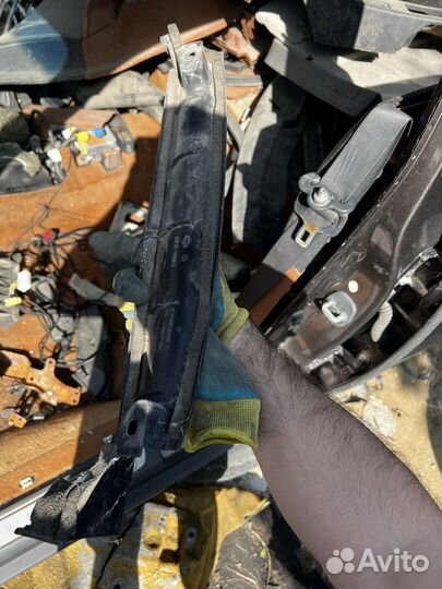 Воздухозаборник радиатора Инфинити fx35 s50