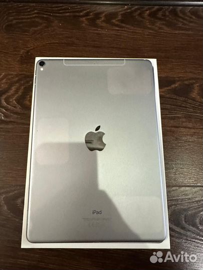 Apple iPad Pro 10,5