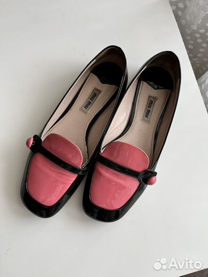 Балетки miu miu лакир. кожа черный+розовый 38р