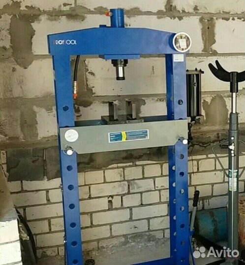 Скупка б-у Инструмента и Оборудования в Автосервис