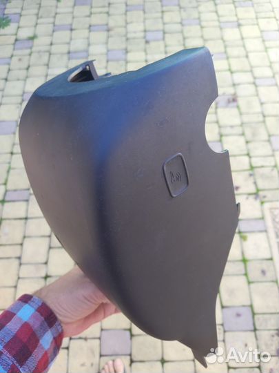 Подрулевой кожух Audi Q3