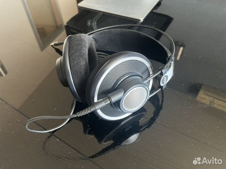 Наушники Akg k702