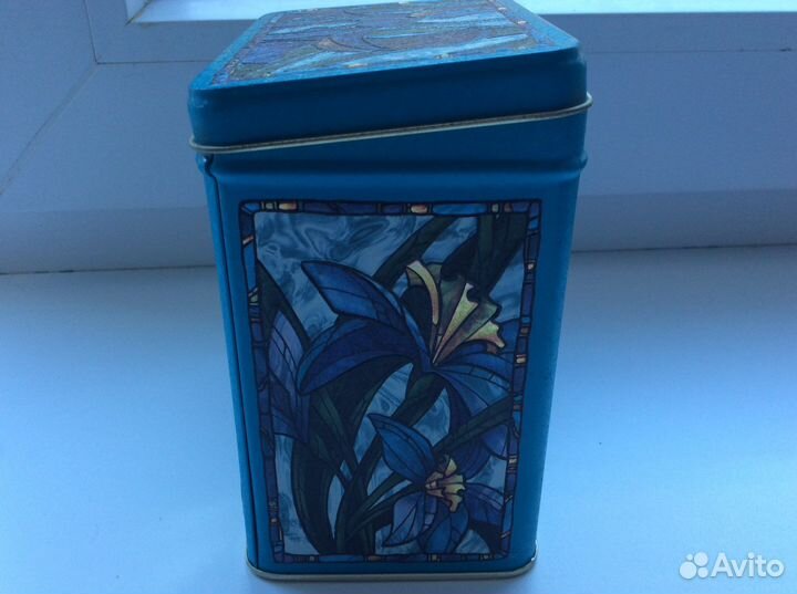 Музыкальная металическая шкатулка