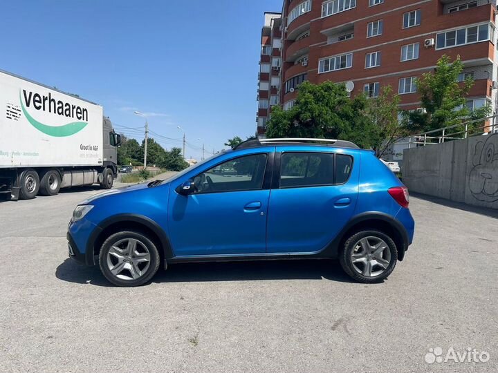 Renault Sandero Stepway 1.6 AT, 2020, 64 000 км