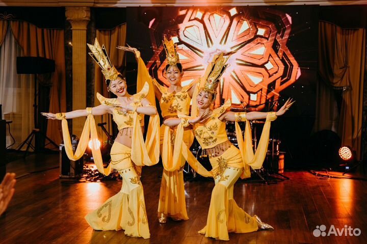 Корейский танец / китайский танец