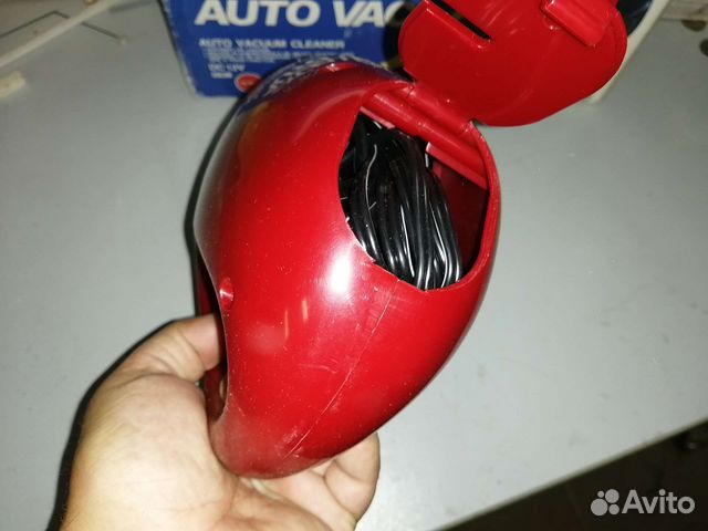 Автомобильный пылесос