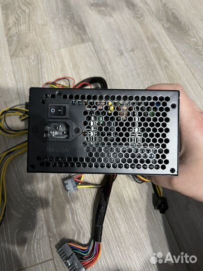 Azerty Red Power на 550W