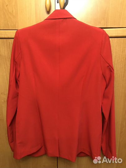 Костюм женский