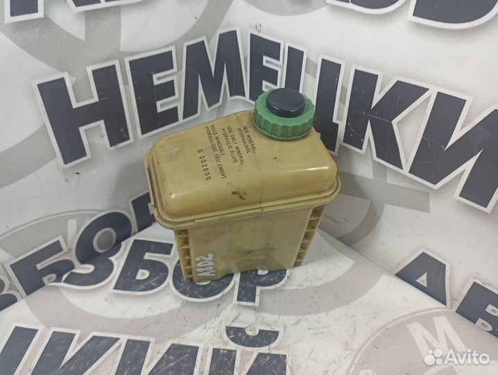 Бачок гур Audi A8 D2